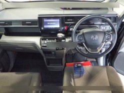 HONDA STEPWGN G 2015
