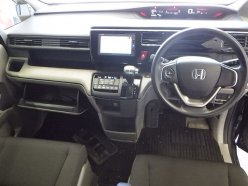 HONDA STEPWGN B 2016