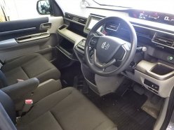 HONDA STEPWGN B 2016