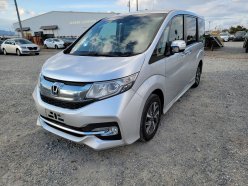HONDA STEPWGN SPADA 4WD ADVANCE PACKAGE 2016