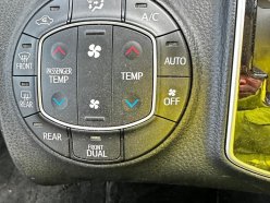TOYOTA VOXY X 2018