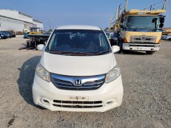 HONDA FREED 4WD G JUST ION 7 PERSON 2012