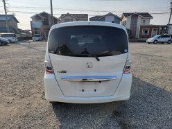 HONDA FREED 4WD G JUST ION 7 PERSON 2012