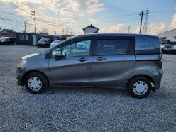 HONDA FREED SPIKE G JUST ION 2011