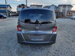 HONDA FREED SPIKE G JUST ION 2011