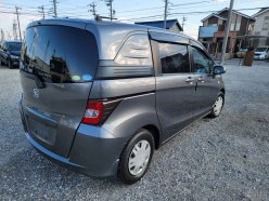 HONDA FREED SPIKE G JUST ION 2011