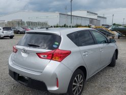 TOYOTA AURIS 150X 2012