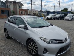 TOYOTA AURIS 150X 2012