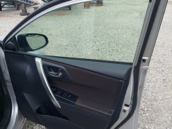 TOYOTA AURIS 150X 2012