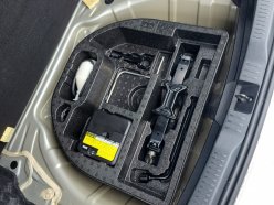 TOYOTA AURIS 150X 2012