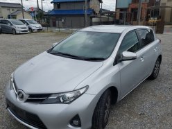 TOYOTA AURIS 150X 2012