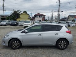 TOYOTA AURIS 150X 2012