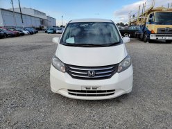 HONDA FREED G JUST ION 2010