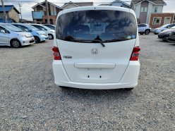 HONDA FREED G JUST ION 2010