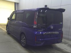 HONDA STEPWGN SPADA COOL SPIRIT 7-SEATERS 2016