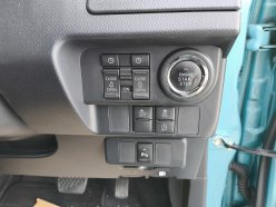 TOYOTA ROOMY CUSTOM G 4WD 2022