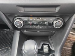 MAZDA AXELA 15S 2017