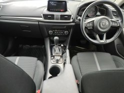 MAZDA AXELA 15S 2017
