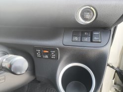 TOYOTA SIENTA G 2016