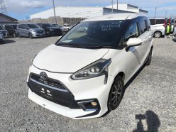 TOYOTA SIENTA G 2016