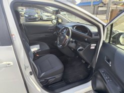 TOYOTA SIENTA G 2016