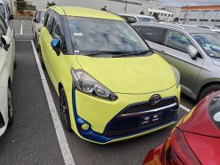 TOYOTA SIENTA X 2015