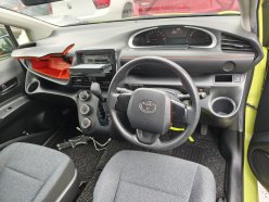 TOYOTA SIENTA X 2015