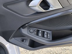 BMW 1-SERIES 118i 2021