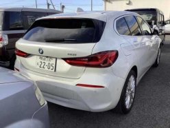 BMW 1-SERIES 118i 2021