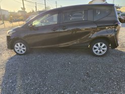 TOYOTA SIENTA G 4 WD 2017