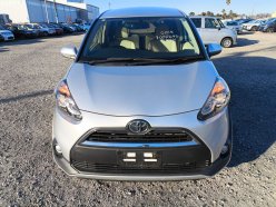 TOYOTA SIENTA X 4WD 2015