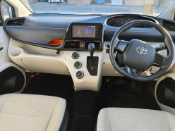 TOYOTA SIENTA X 4WD 2015