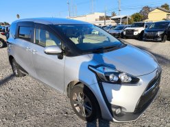 TOYOTA SIENTA X 4WD 2015