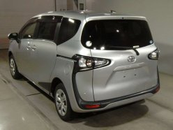 TOYOTA SIENTA X 4WD 2019