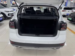 VOLKSWAGEN T-CROSS  2022