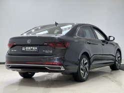 VOLKSWAGEN SAGITAR  2022