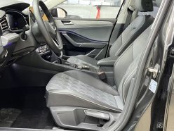 VOLKSWAGEN SAGITAR  2022
