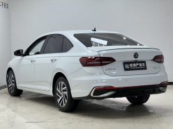 VOLKSWAGEN LAVIDA  2022