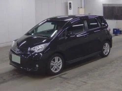 TOYOTA RACTIS S 2013