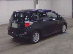 TOYOTA RACTIS S 2013