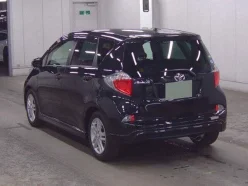 TOYOTA RACTIS S 2013
