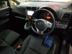 TOYOTA RACTIS S 2013
