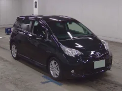 TOYOTA RACTIS S 2013