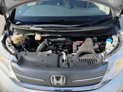 HONDA STEPWGN G 4WD 2015