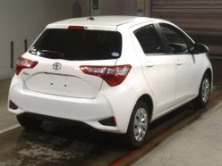 TOYOTA VITZ F 2019