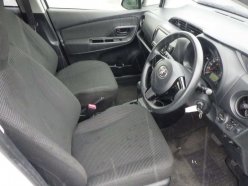 TOYOTA VITZ F 2019
