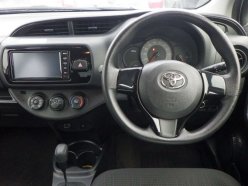 TOYOTA VITZ F 2019