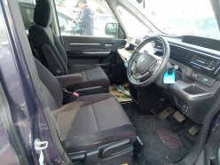 HONDA STEPWGN Spada Honda Sensing 2015