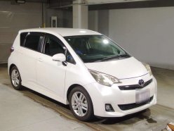TOYOTA RACTIS S 2012