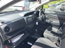 TOYOTA VITZ F 2019